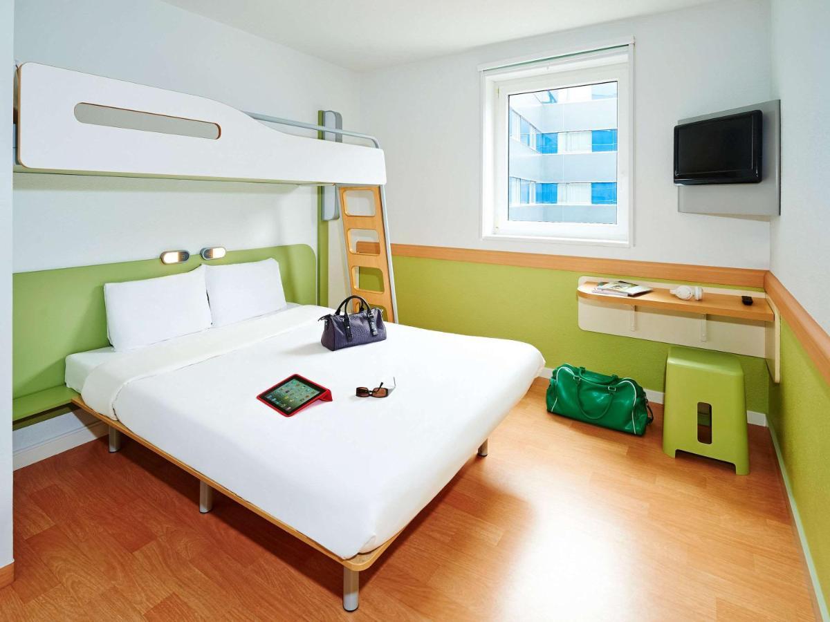 Hotel Ibis Budget Lyon Sud Saint-Fons A7 Dış mekan fotoğraf