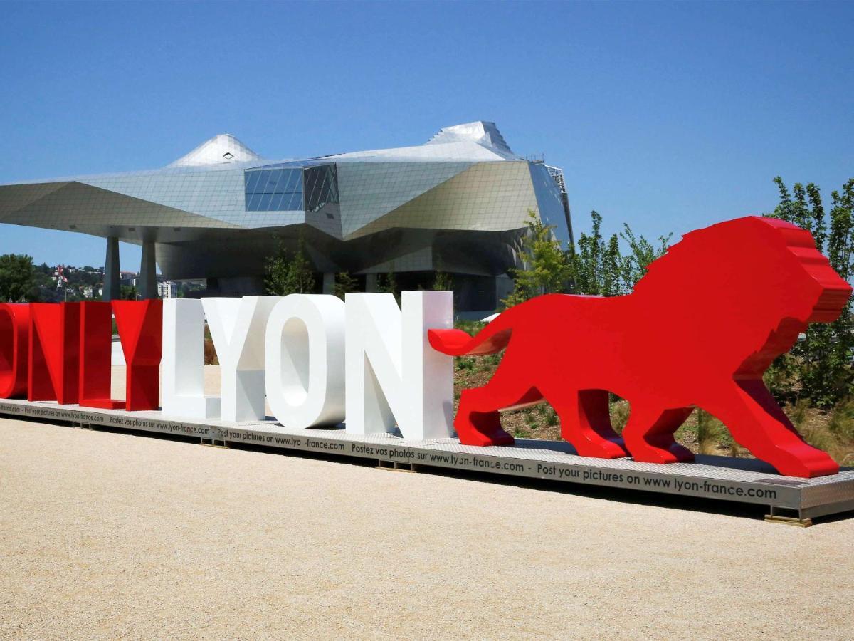 Hotel Ibis Budget Lyon Sud Saint-Fons A7 Dış mekan fotoğraf