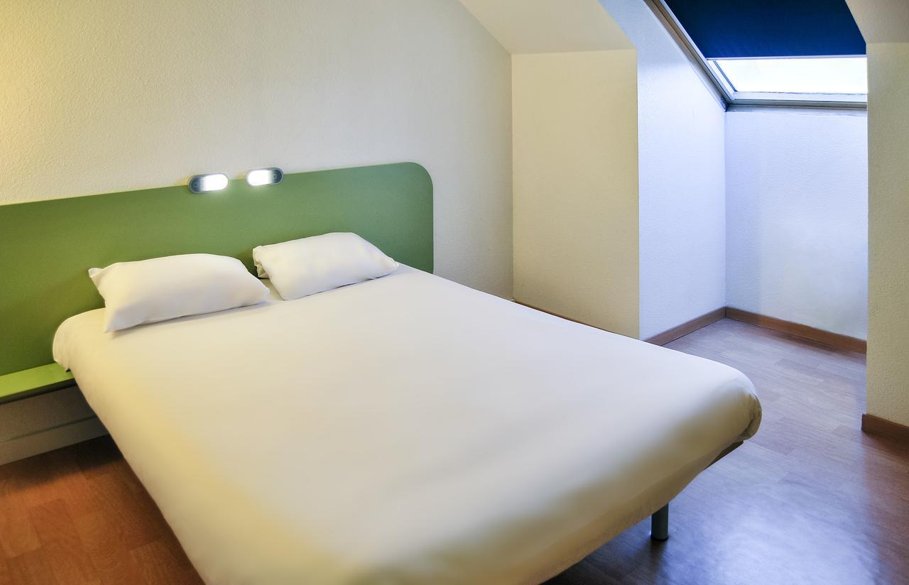 Hotel Ibis Budget Lyon Sud Saint-Fons A7 Dış mekan fotoğraf