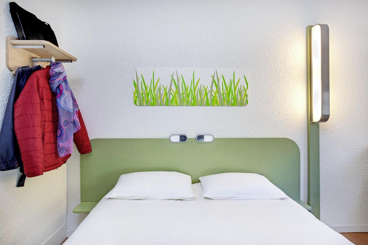 Hotel Ibis Budget Lyon Sud Saint-Fons A7 Dış mekan fotoğraf