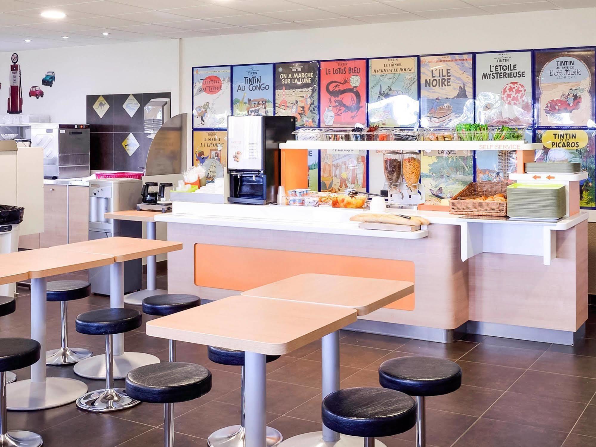 Hotel Ibis Budget Lyon Sud Saint-Fons A7 Dış mekan fotoğraf