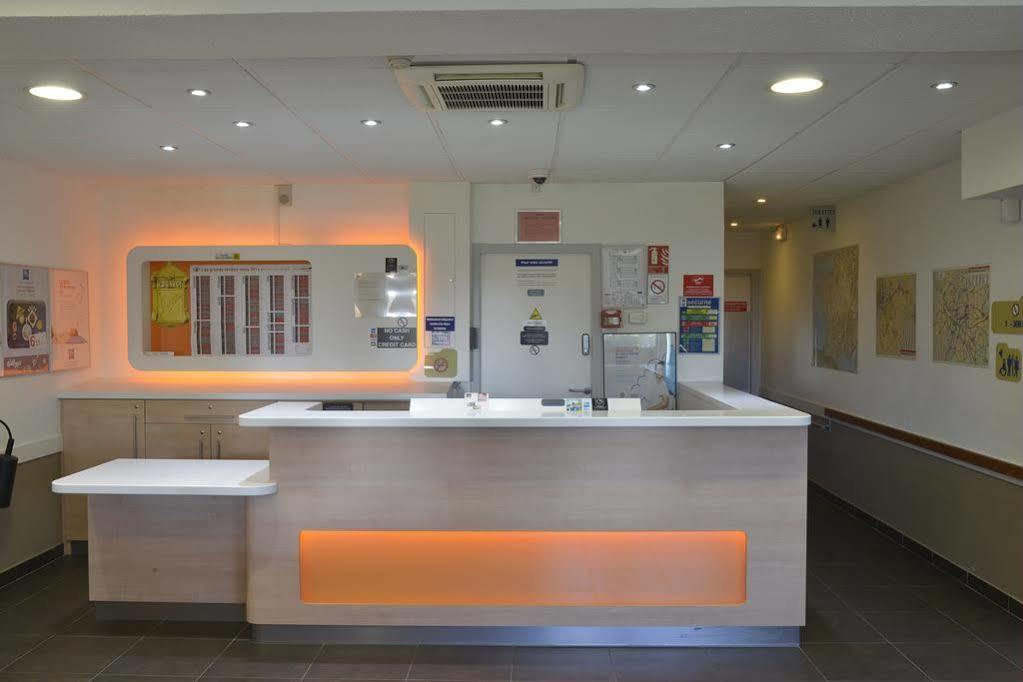 Hotel Ibis Budget Lyon Sud Saint-Fons A7 Dış mekan fotoğraf